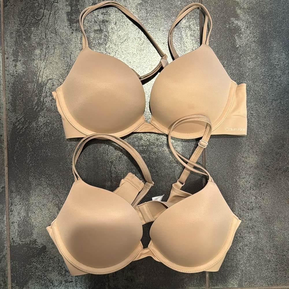30C 2 pack Calvin Klein push up underwire bras